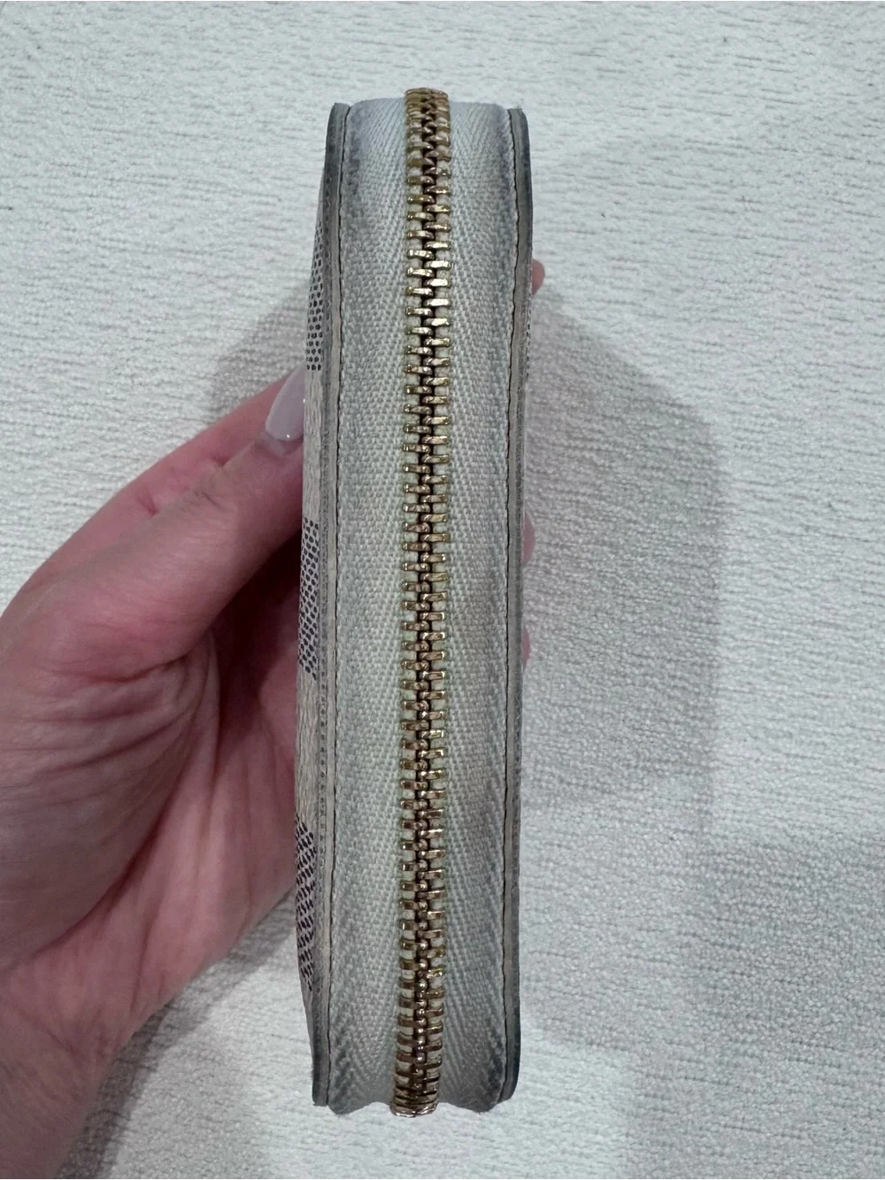 Louis Vuitton Zippy Coin Purse in Damier Azur